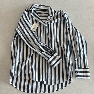 A • new • day button down striped shirt
Never worn